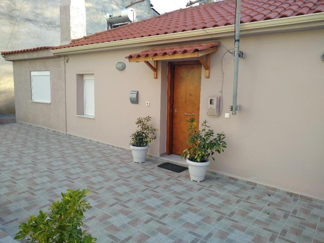Chrysa'S House Apartment Aigio Esterno foto